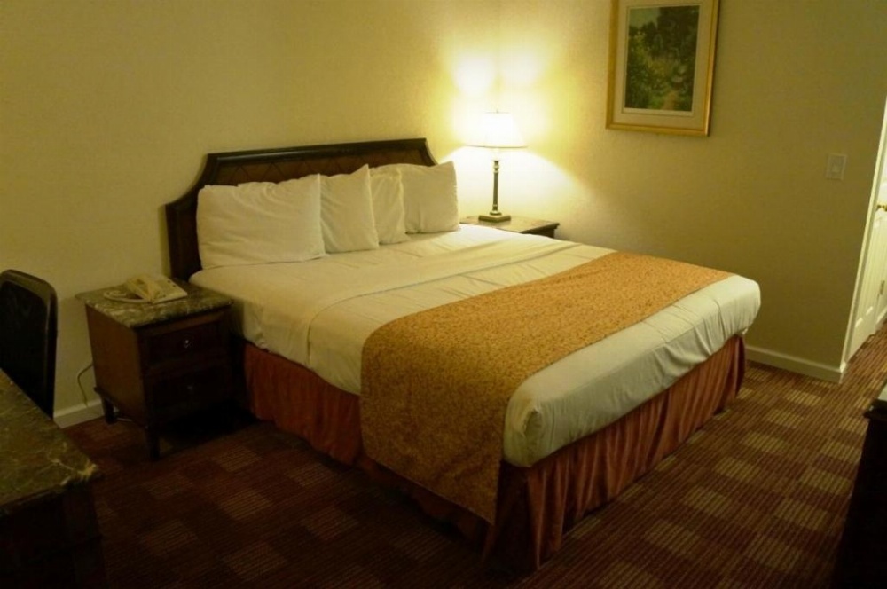 Waterford Inn Image 10