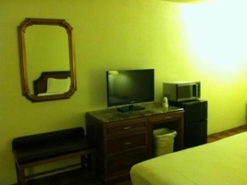 Waterford Inn image 4